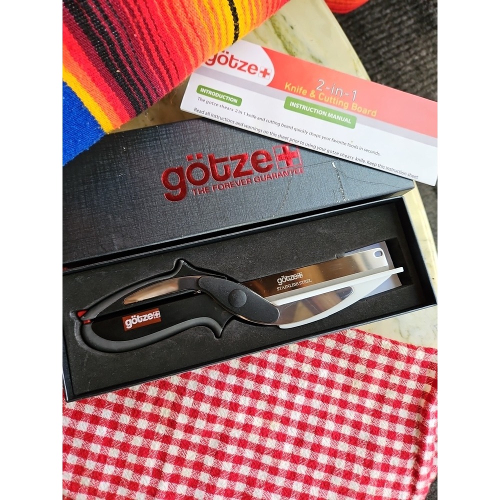 GOTZE Ultimate 2-IN-1 Knife & Scissors Cutting‎ Board Stainless Smart Cutter New